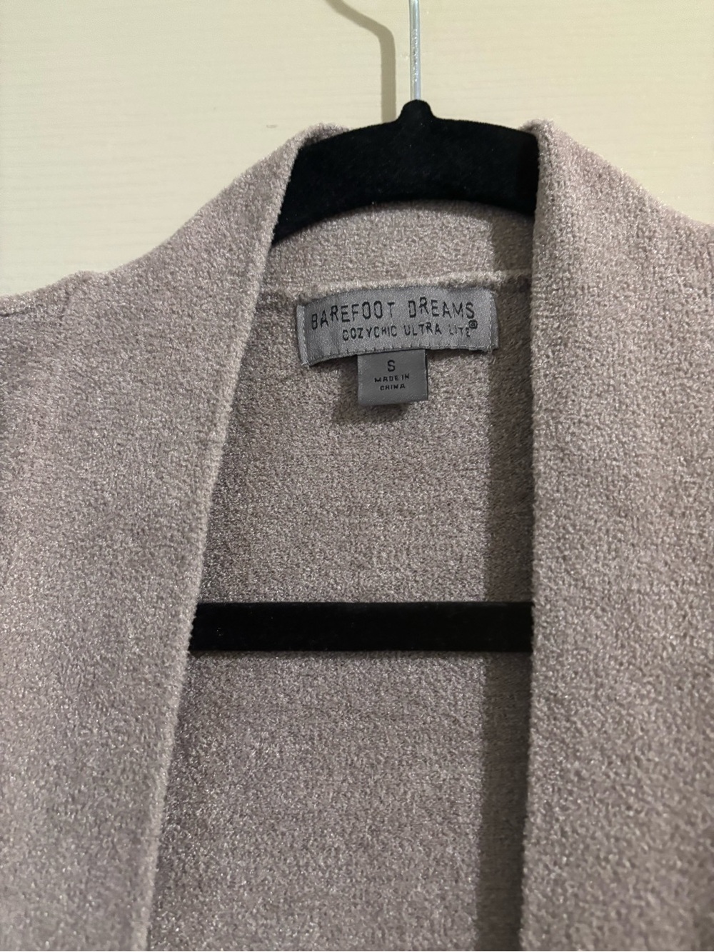 Barefoot Dreams long cardigan size small - Picture 5 of 6